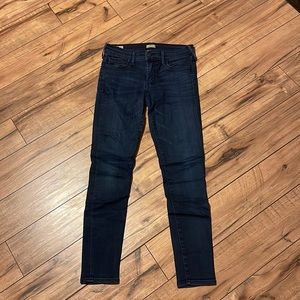 True religion size 28 mid rise. Super skinny Halle jeans.